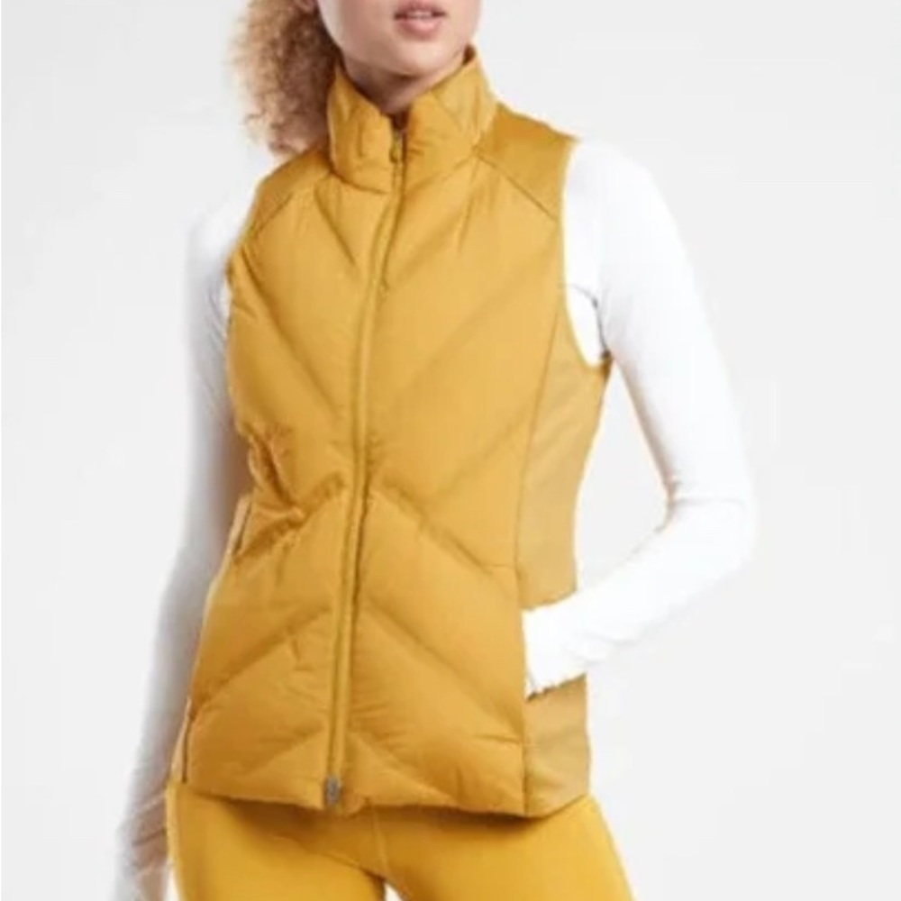 New Athleta Inlet Vest Mustard Oxidized Yellow